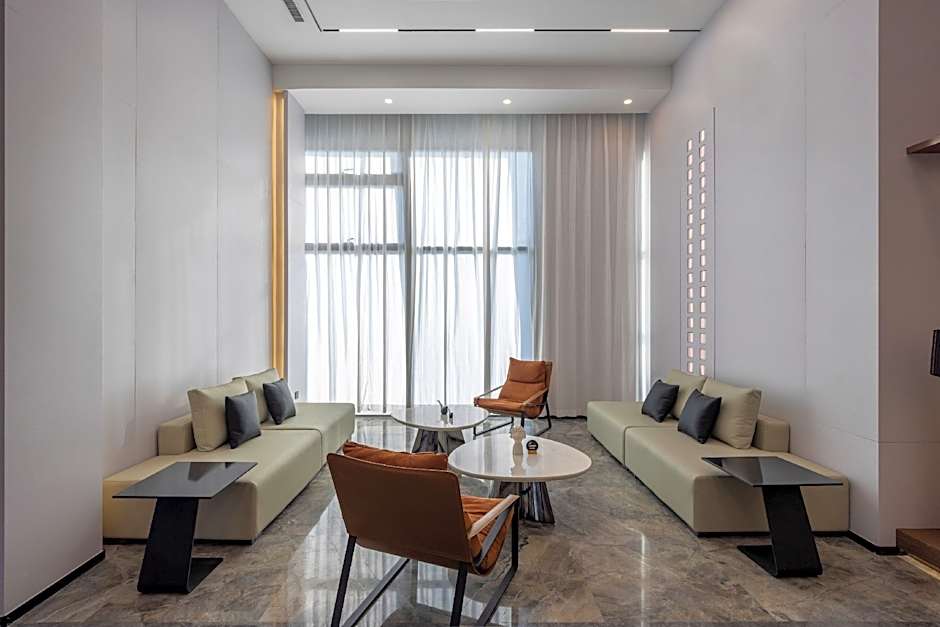 Atour Hotel Xi'an Gaoxin Jinye Road Branch                                                 