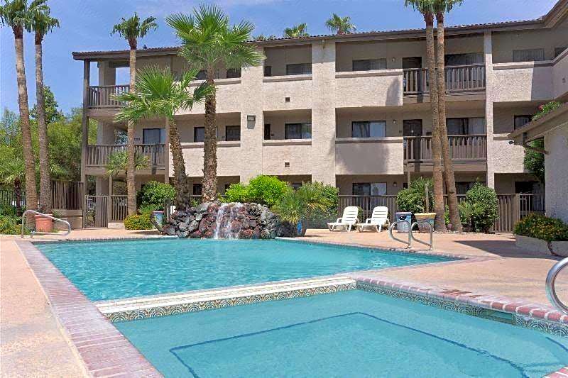 Extended Suites Tempa