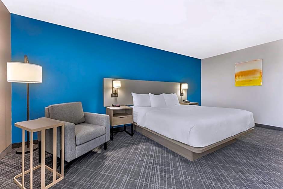 Comfort Inn Bourbonnais Near I-57