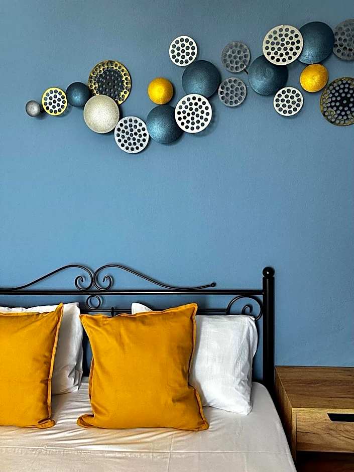 La Scala family apartments