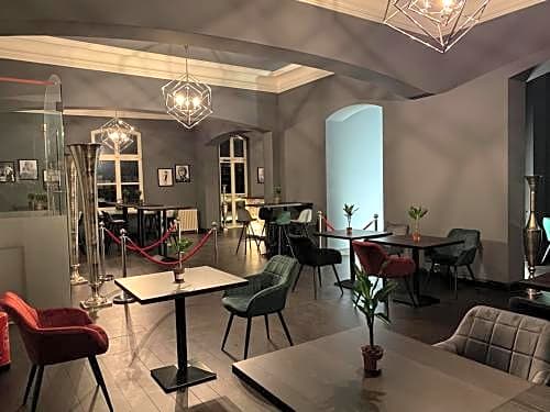LiLi Living Hotel