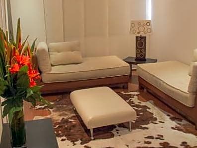 Hotel Retiro 84 by MIJ