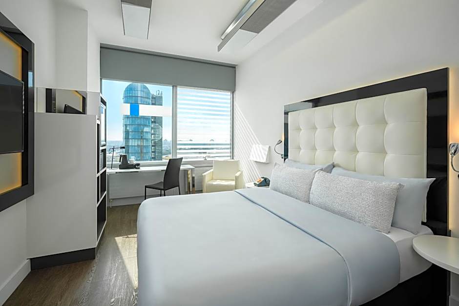 INNSiDE Düsseldorf Hafen