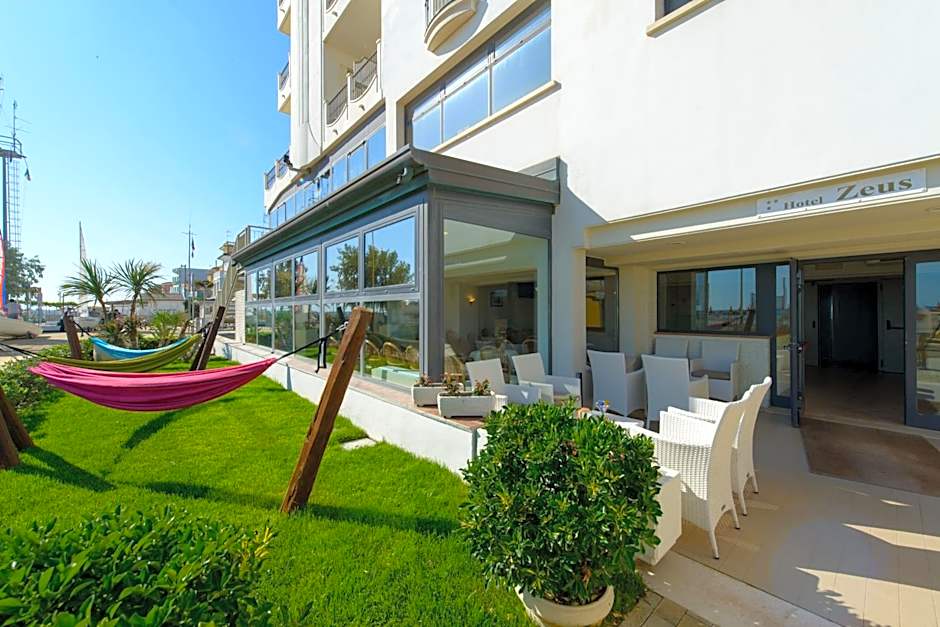 Hotel Zeus