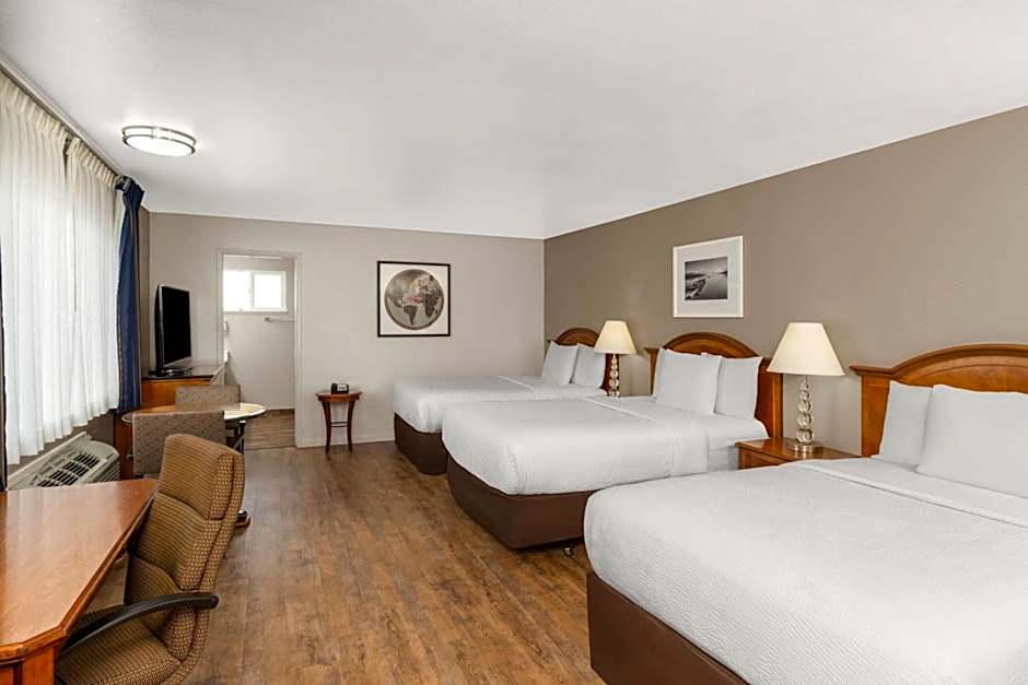 Ramada Bayside Inn & Suites Eureka
