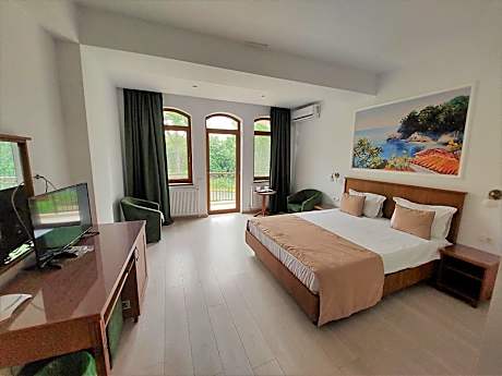 Double Room with Garden View