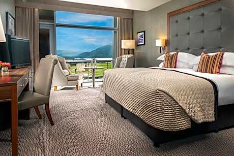 Double or Twin Room with Lake View