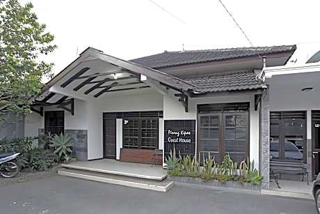 RedDoorz @ Soekarno Hatta 2