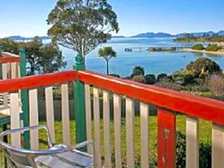 Amoshouse & Swansea Ocean Villas