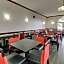 Holiday Inn Express and Suites Allentown West By IHG