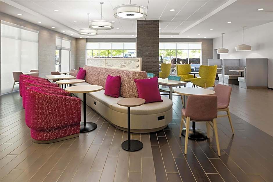 Home2 Suites by Hilton Greenville Downtown