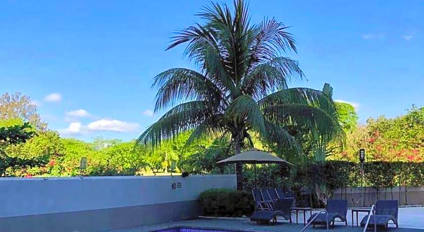 PUNTA CLARK HOTEL