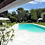 Logis Hotels La Bastide des Golfs