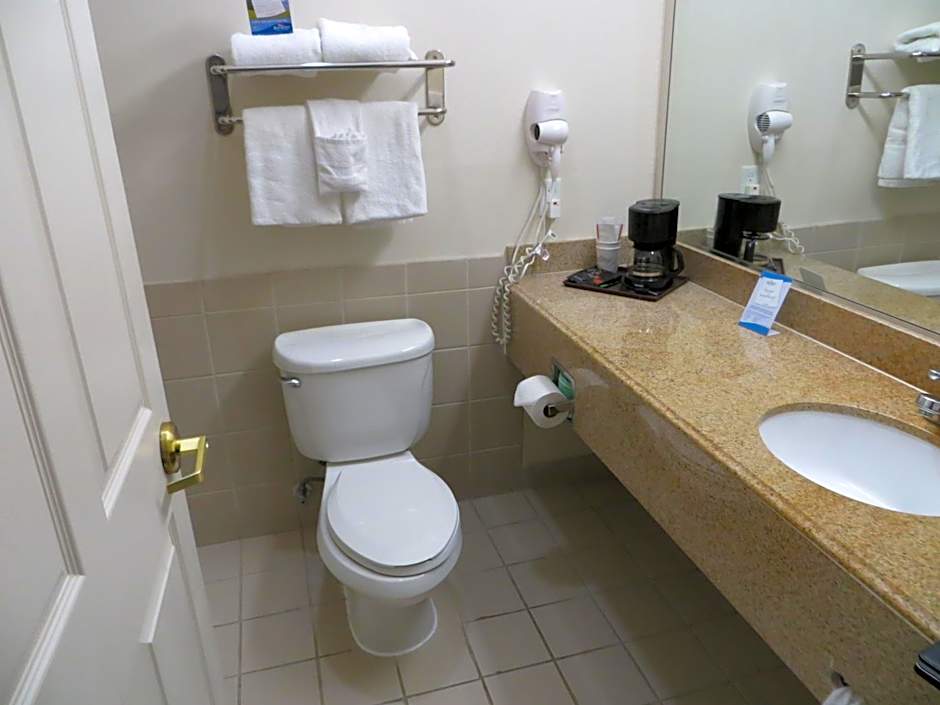 Baymont by Wyndham Galveston