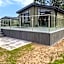 Lakeside Luxury Lodges