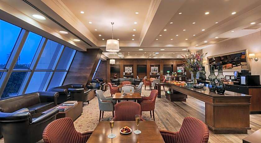 Kfar Maccabiah Hotel & Suites                                                                   