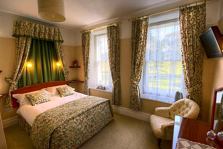Gwrach Ynys Country Guest House