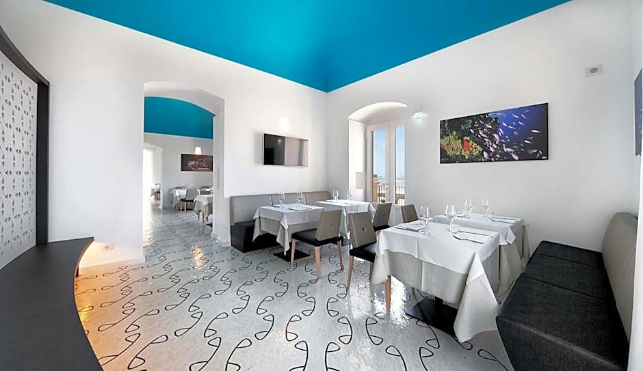 Zafran Boutique Hotel