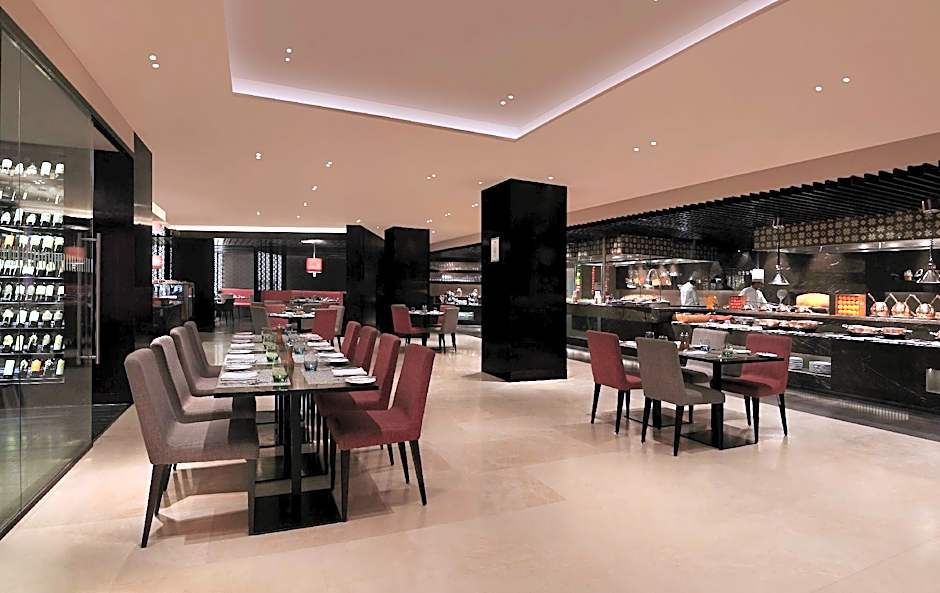 Hilton Bangalore Embassy Golflinks