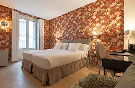 Double or Twin Room with Extra Bed (2 Adults + 1 Child)