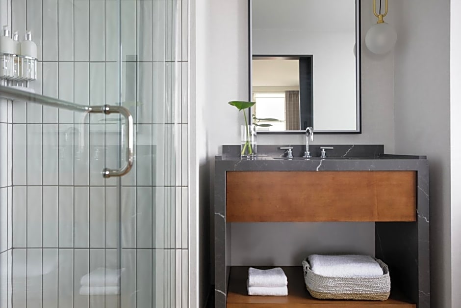 Kimpton Harper Hotel By IHG
