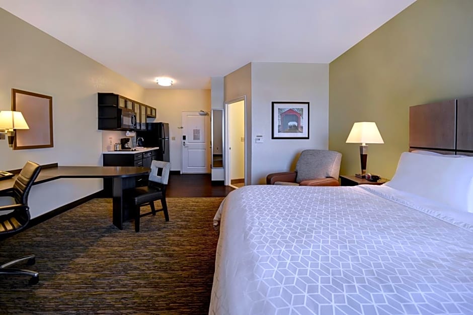 Candlewood Suites St Clairsville