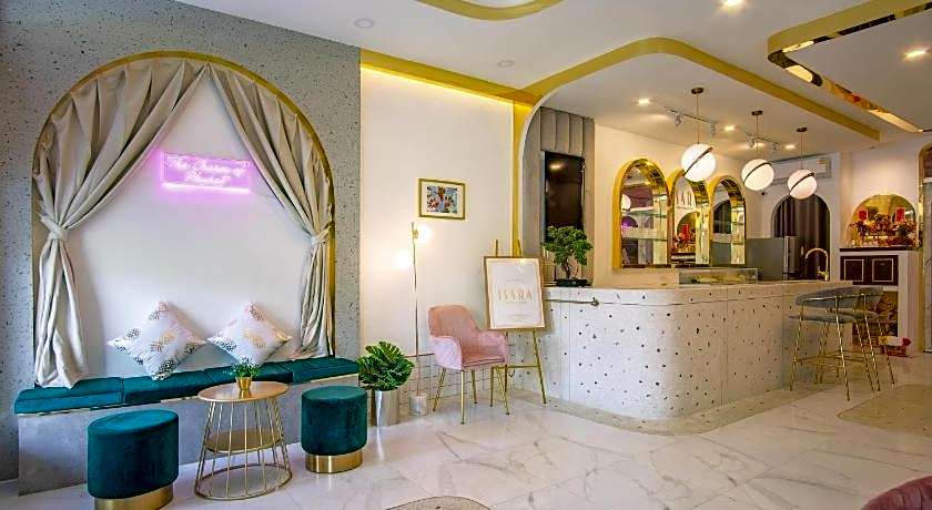 Isara Boutique Hotel and Cafe