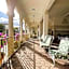 Renovated studio in the heart of Palm Beach - free parking, security box