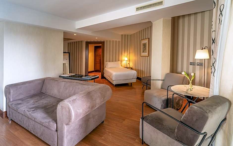 Palacio de Aviles Affiliated By Melia