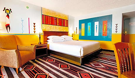 Artist Room King Bed