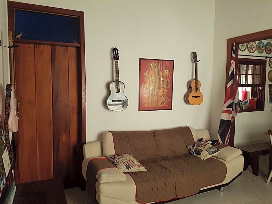 Casa Cultural Caiçara Paraty - WiFi, Vaga privativa, próxima ao Centro Histórico