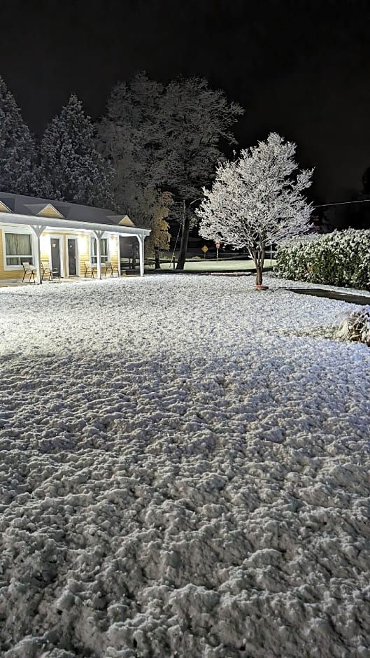 Knights Inn Bracebridge