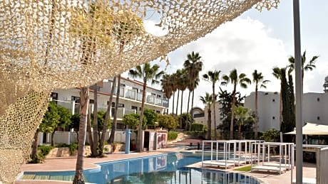 Pambos Napa Rocks Hotel - Adults Only