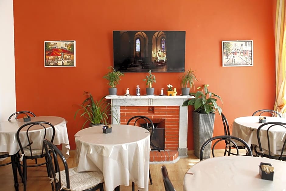Piccolo Hotel