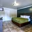 Econo Lodge Inn & Suites Heavenly Village Area