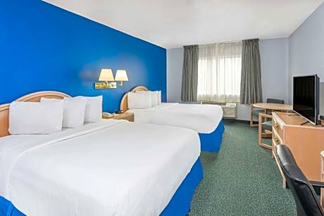 Queen Room with Two Queen Beds - Non-Smoking