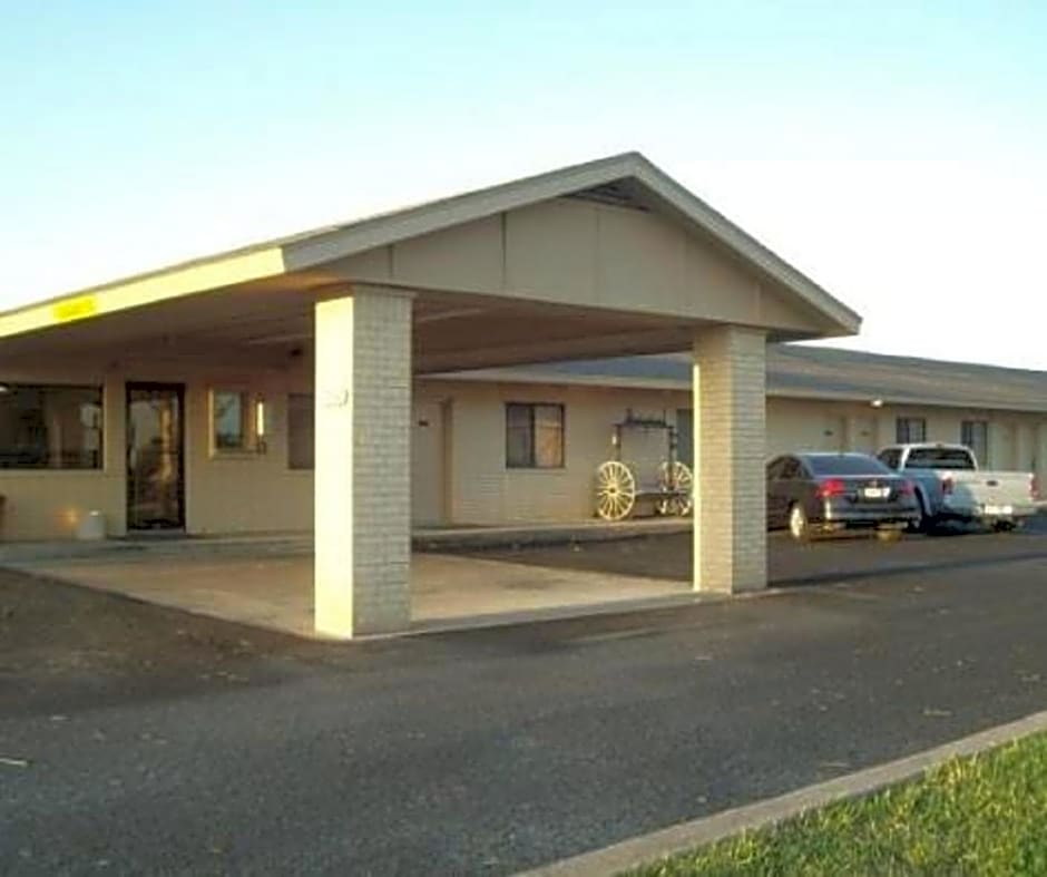 Hebbronville Executive Inn