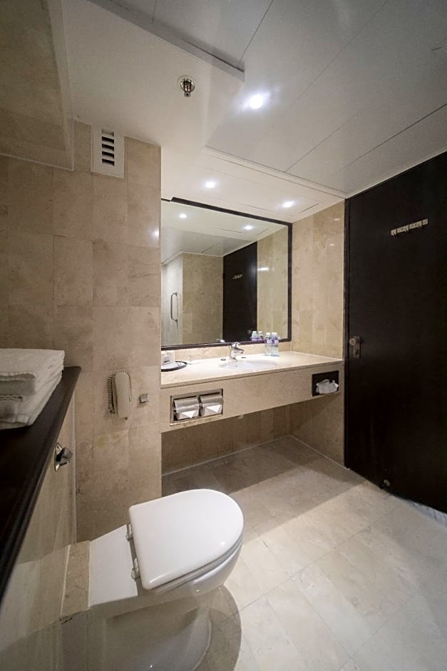 Regal Oriental Hotel