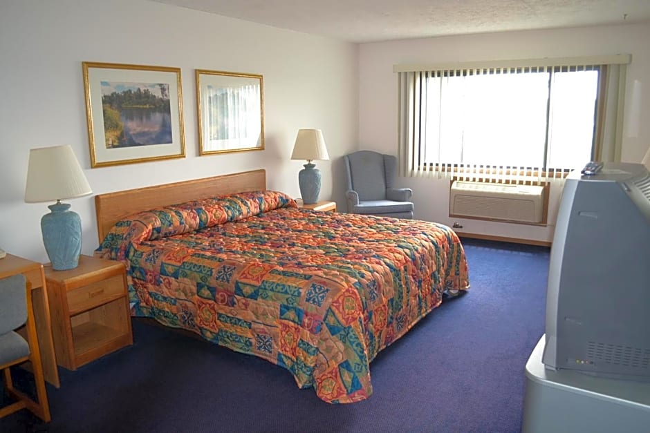 Sky Lodge Inn & Suites - Delavan