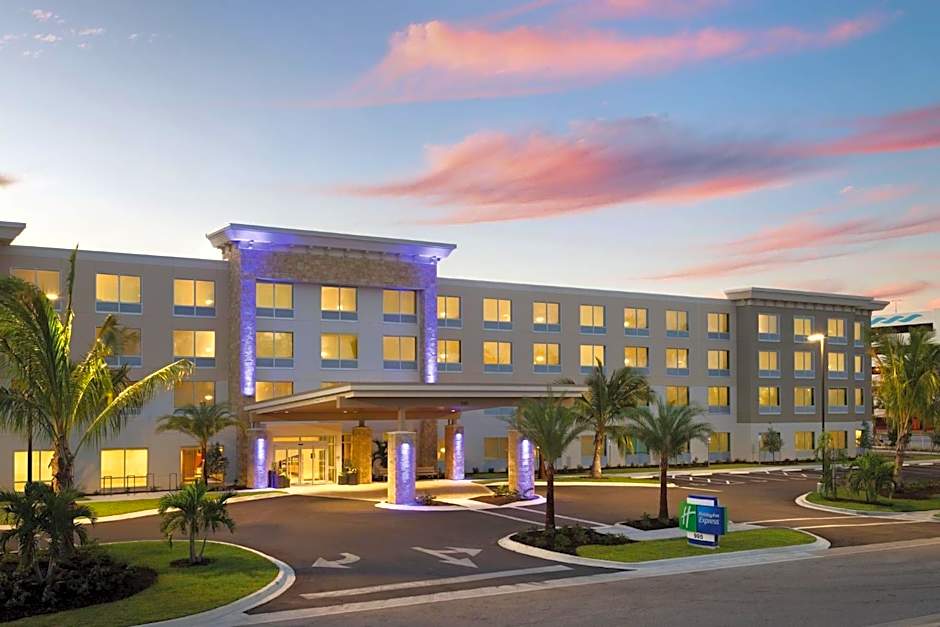 Holiday Inn Express Cape Canaveral by IHG