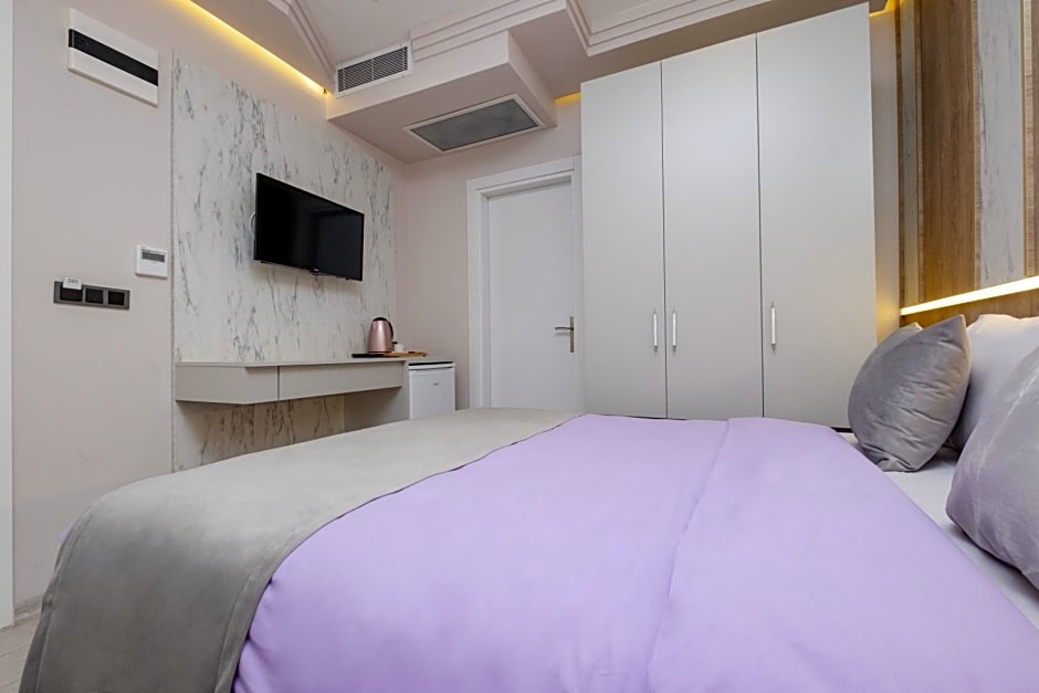 Lavender Airport Hotel