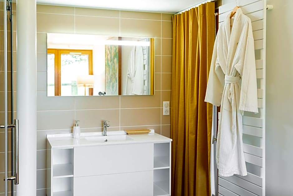 Le Manoir du Lys, The Originals Relais (Relais du Silence)