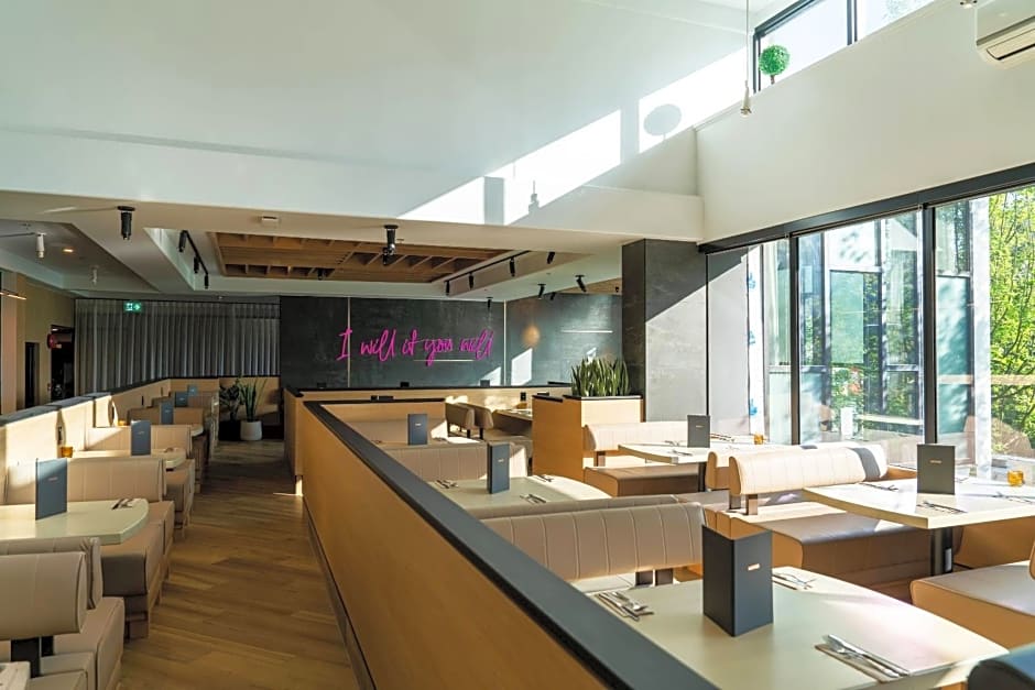 Sandman Hotel Vancouver Downtown