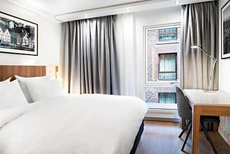 Net Zero Standard Room