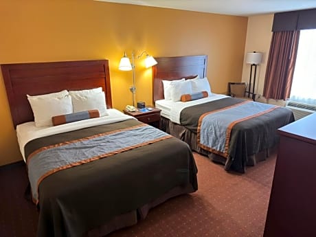 Deluxe Queen Room