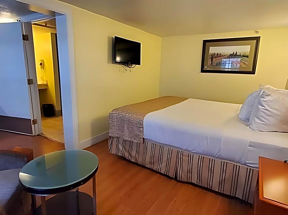 Travelodge by Wyndham Fairfield/Napa Valley