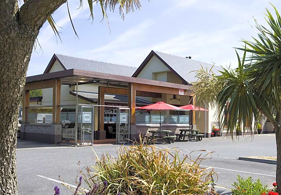 The Farmers Kitchen Hotel