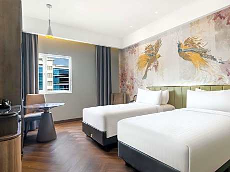 Deluxe Room Twin Beds
