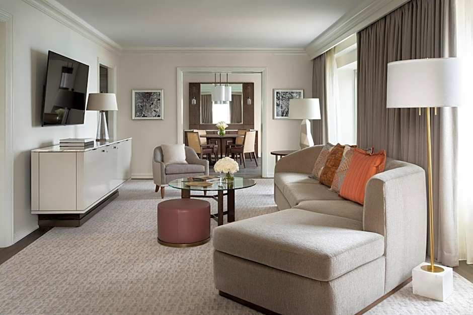 Four Seasons Hotel Chicago