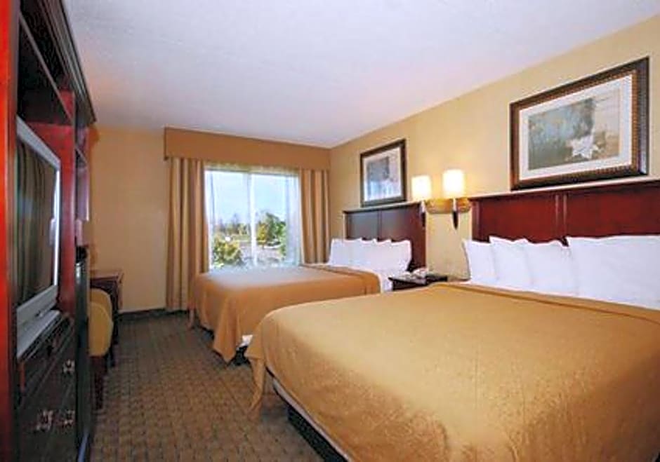 Quality Inn & Suites Bensalem